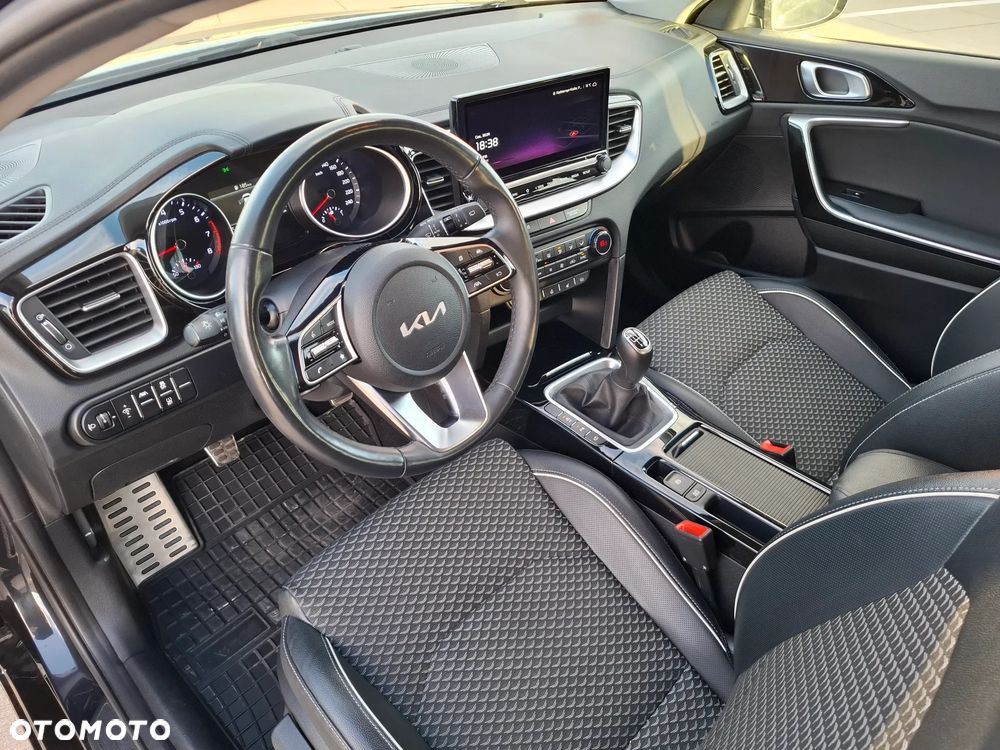 Kia Ceed 1.5 T-GDI GT-Line - 16