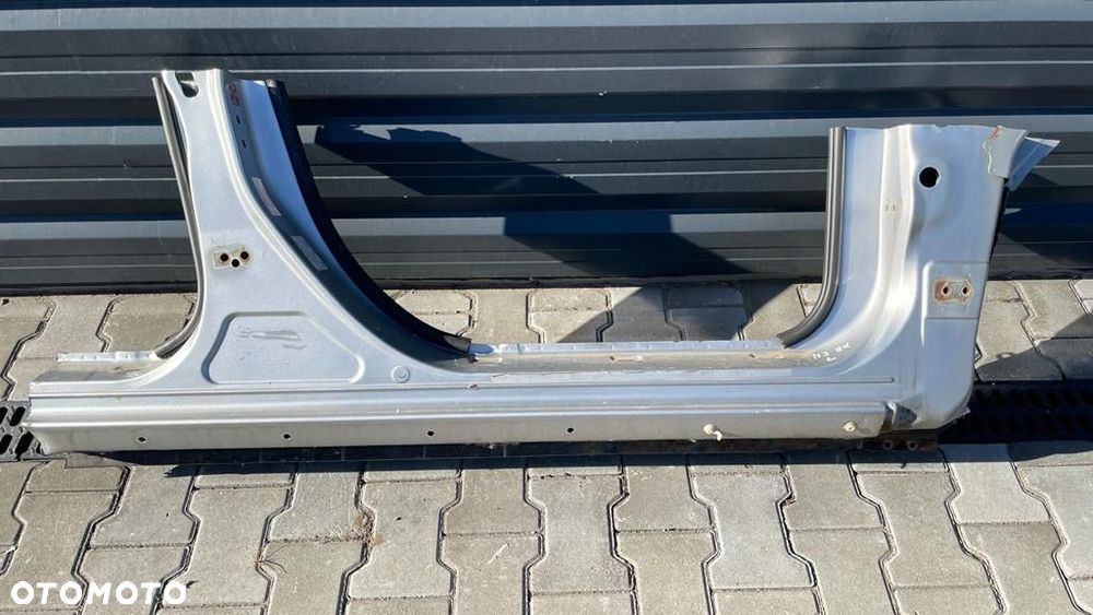 MAZDA 3 BK 03-08 PRÓG SŁUPEK ĆWIARTKA PRAWA