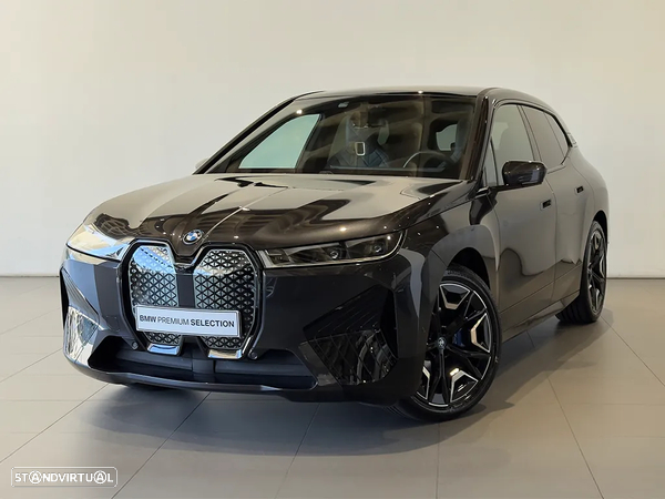 BMW iX xDrive 50 Pack Desportivo