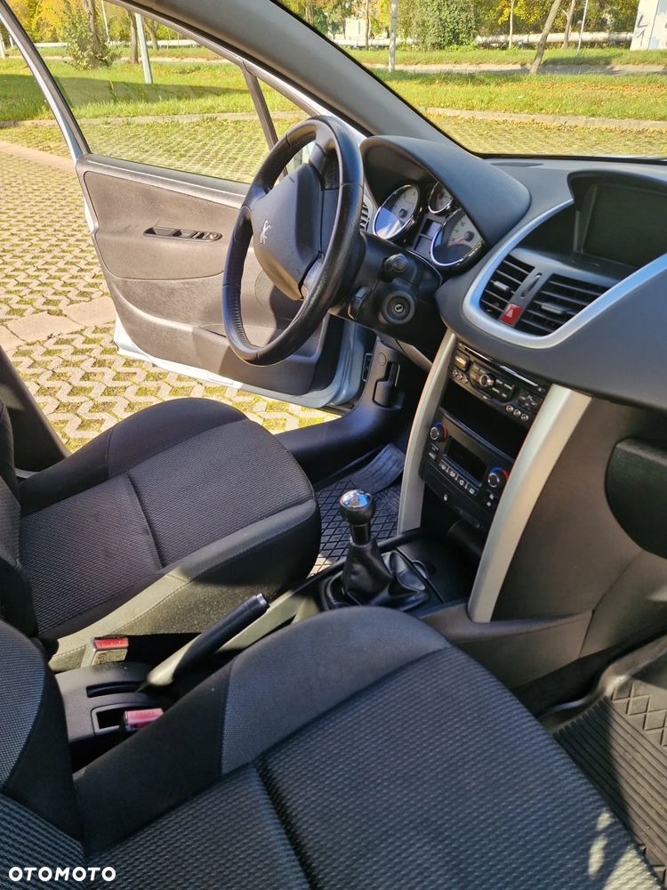 Peugeot 207 1.6 HDi Active - 10