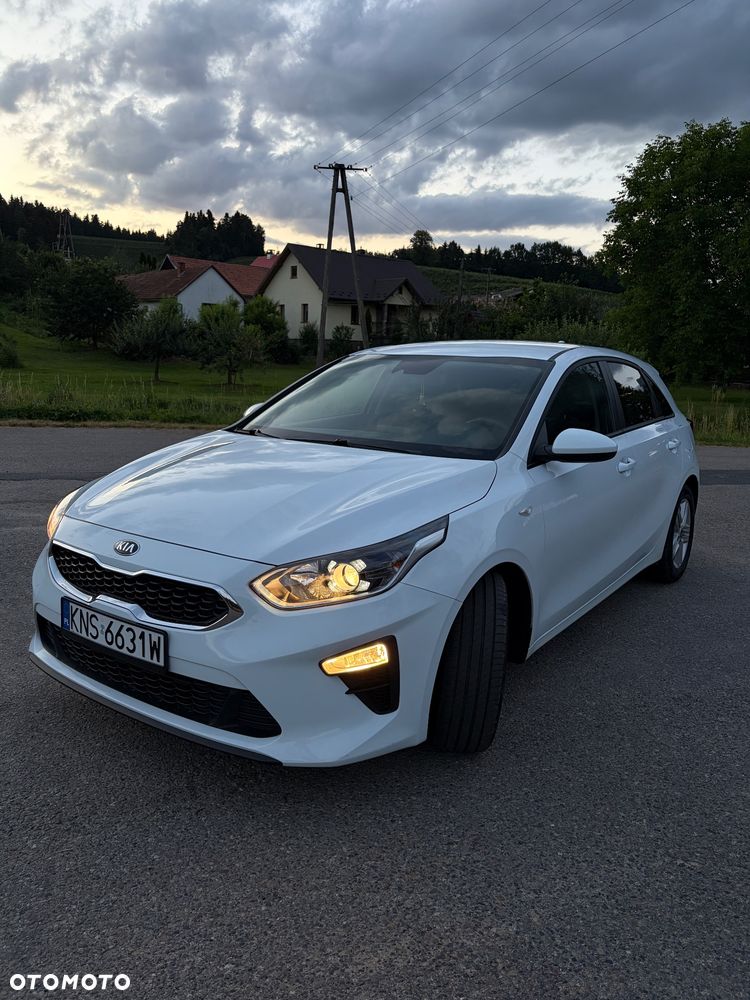 Kia Ceed 1.4 L Business Line - 24