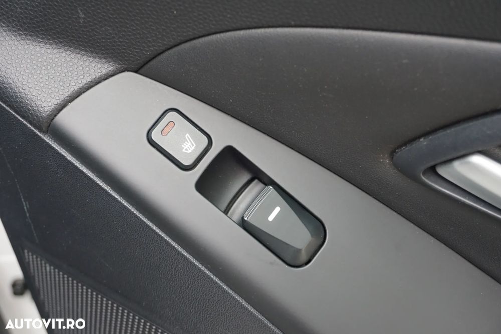 Hyundai ix35 2.0 CRDI 4WD Automatik Style - 24