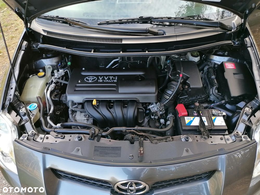 Toyota Auris - 18