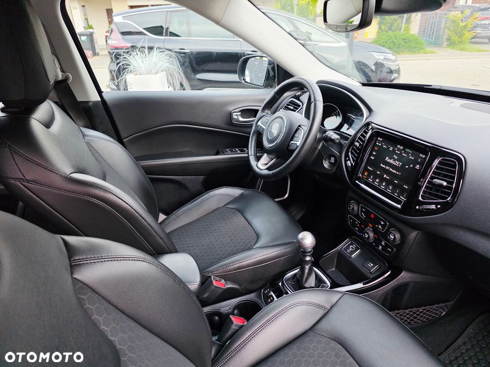 Jeep Compass 1.4 TMair Night Eagle FWD S&S - 16