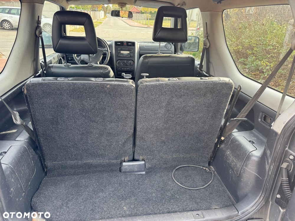 Suzuki Jimny - 16
