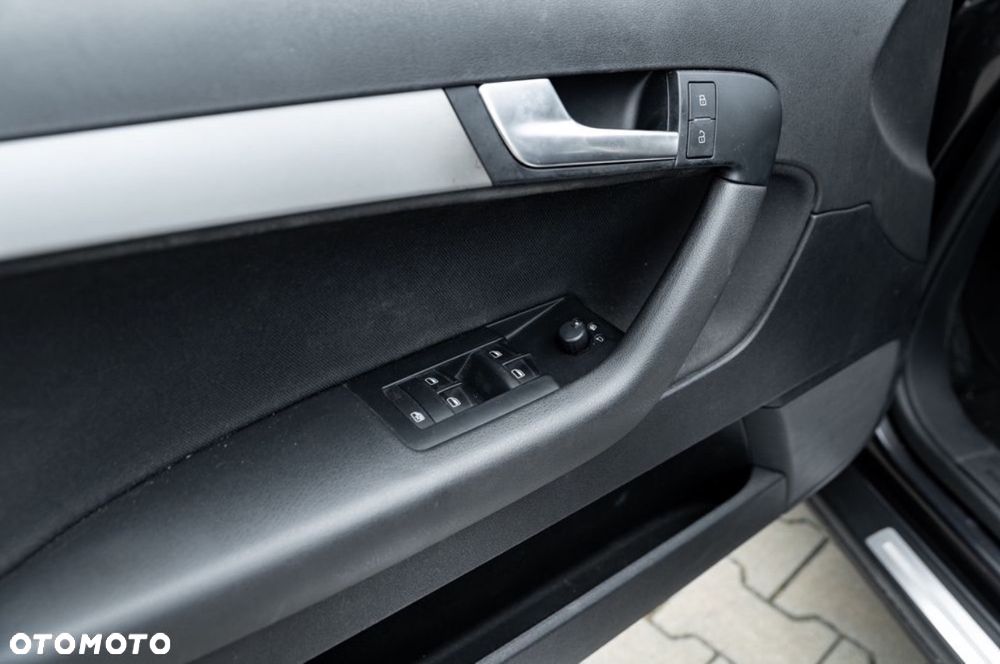 Audi A3 Sportback 2.0 TDI DPF S line Sportpaket - 18