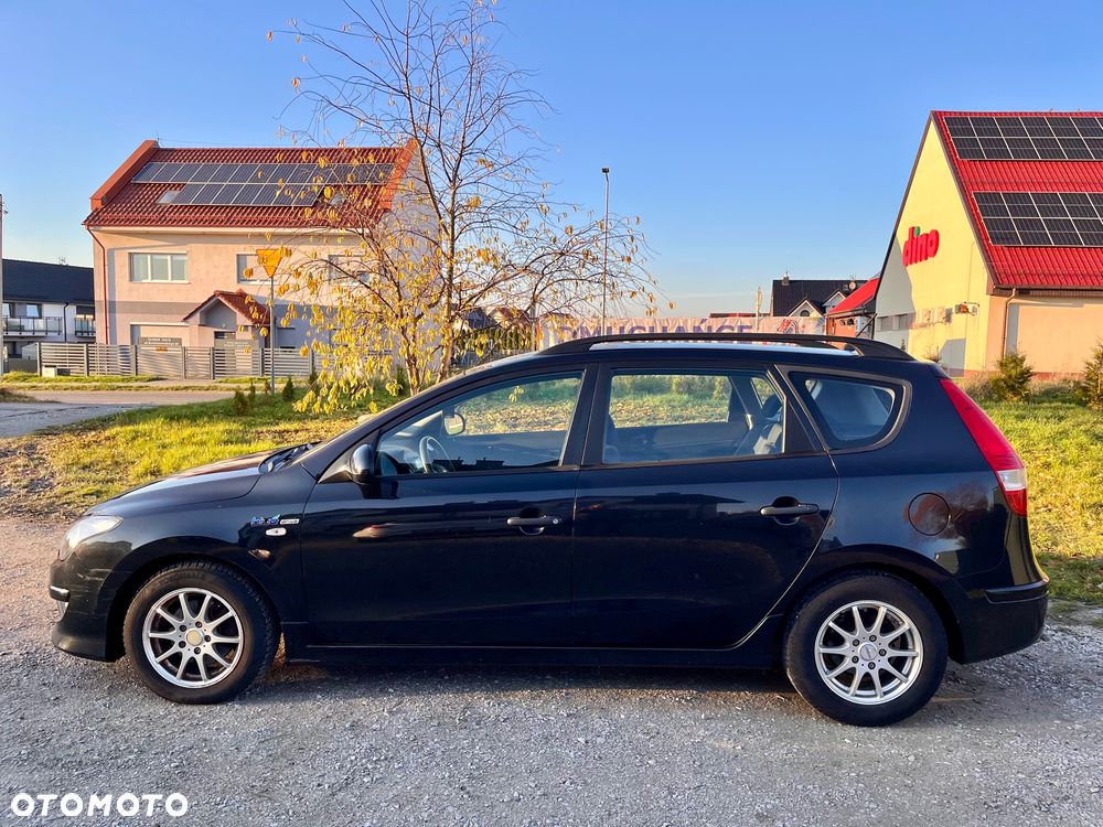 Hyundai i30 1.4 Classic + - 8