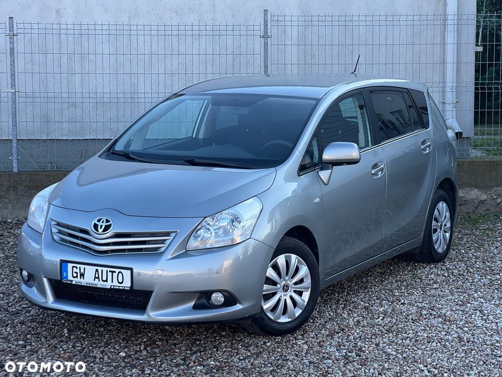 Toyota Verso 1.6 Premium - 2