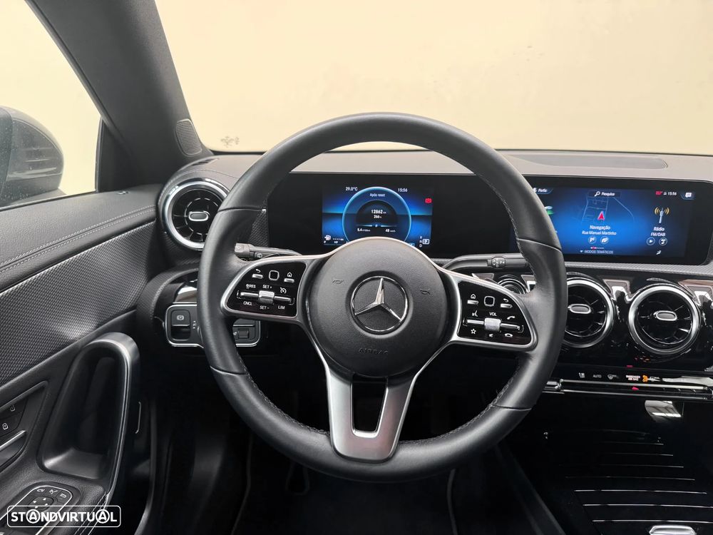 Mercedes-Benz CLA 180 d Shooting Brake Progressive Aut. - 13