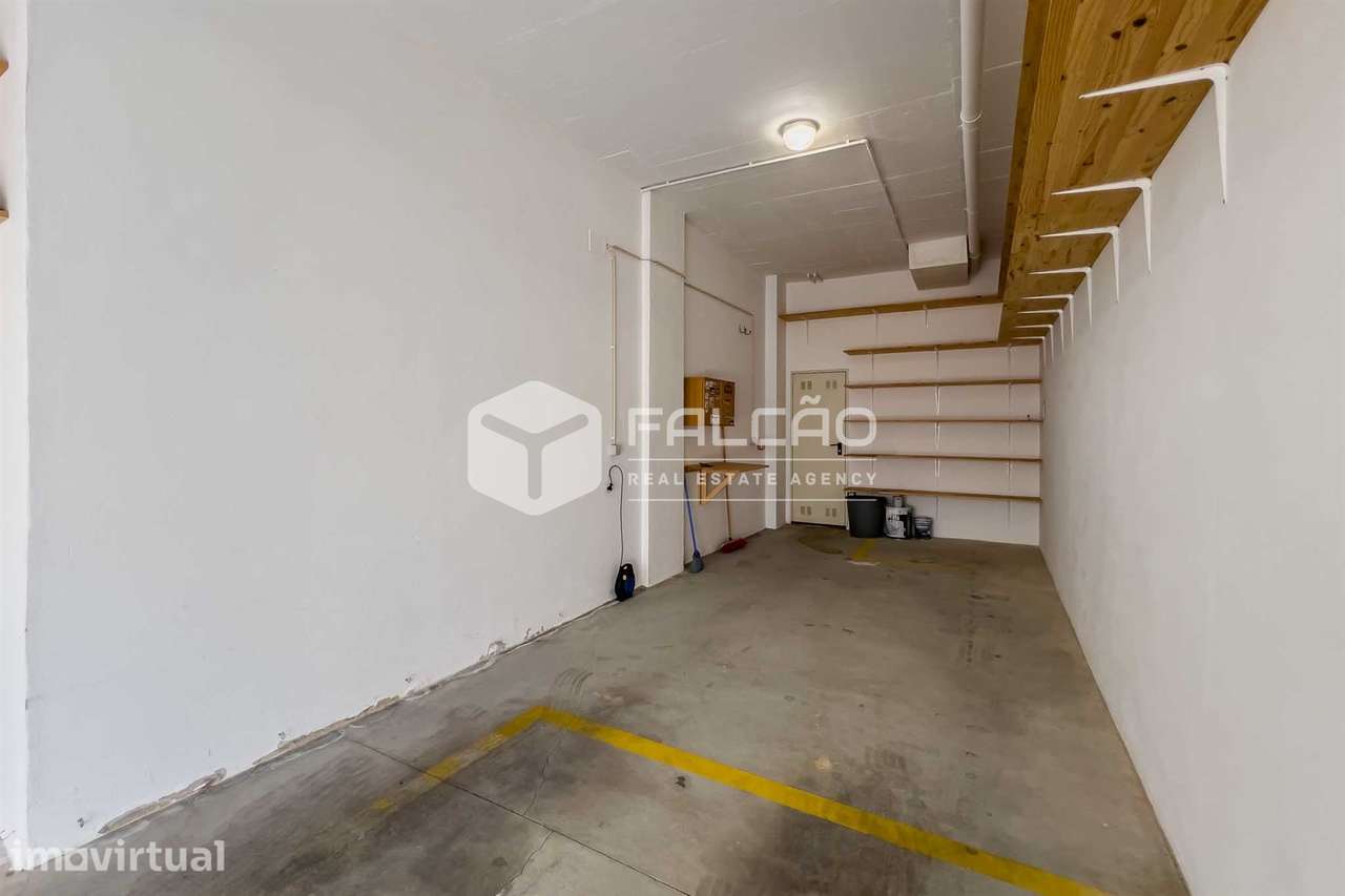 Garagem T0 Venda em Santarém (Marvila), Santa Iria da Ribeira de Santa - Grande imagem: 4/31