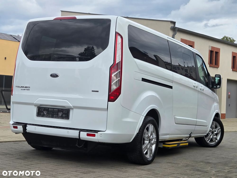 Ford Tourneo Custom 2.0 EcoBlue Hybrid L2 Trend - 12