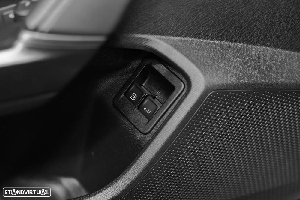Cupra Formentor 1.4 e-Hybrid DSG VZ - 34