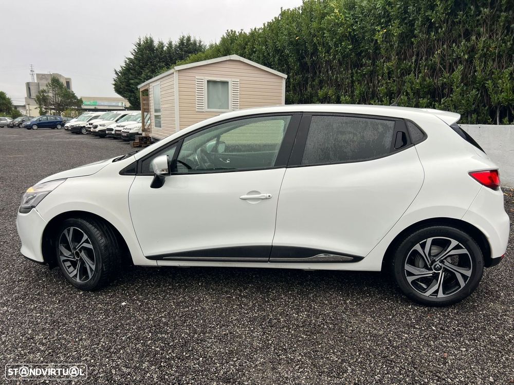 Renault Clio 1.5 dCi Dynamique S - 12