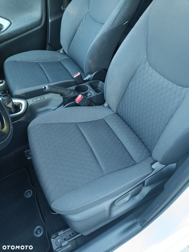 Toyota Yaris - 7