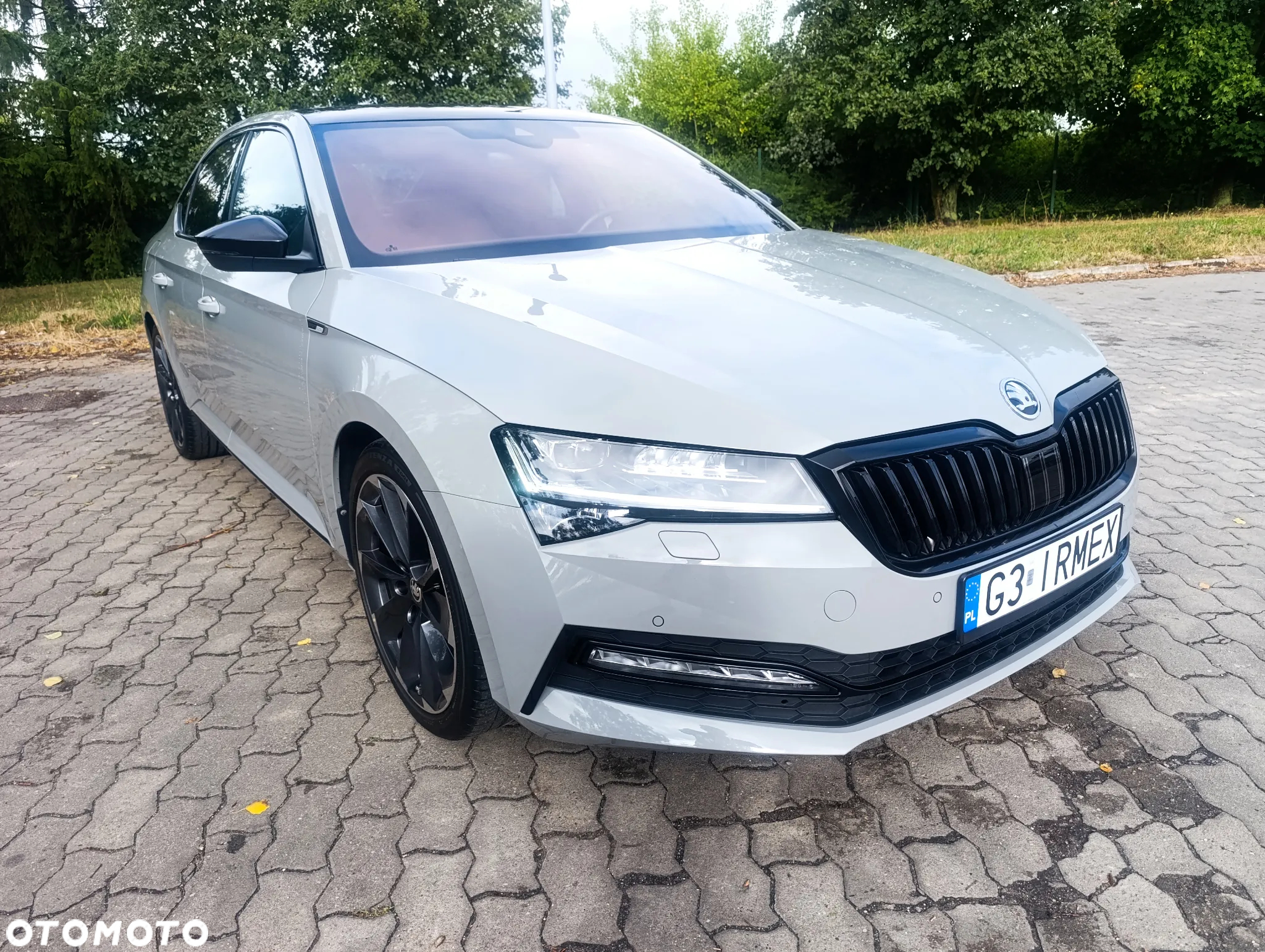 Skoda Superb 2.0 TDI SCR Sportline DSG - 2