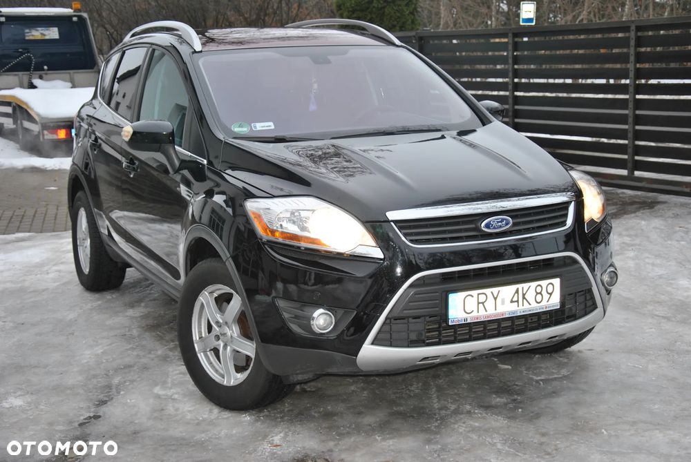 Ford Kuga 2.0 TDCi 2x4 Titanium - 9