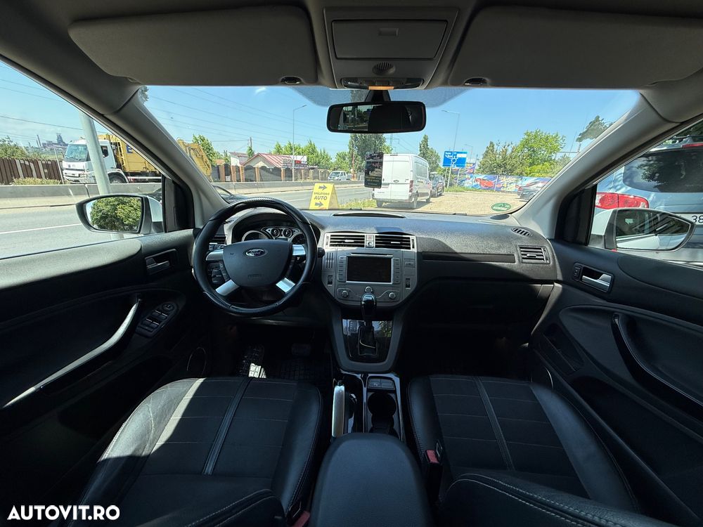 Ford Kuga 2.0 TDCi 4WD Powershift Titanium - 17