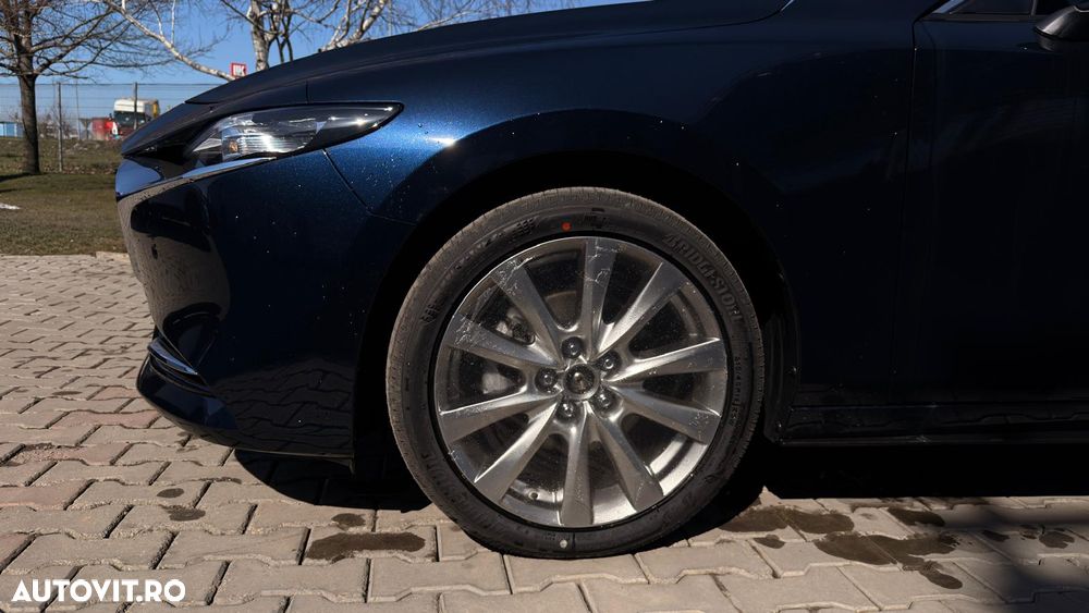Mazda 3 e-Skyactiv X186 AT MHEV Center-Line - 23