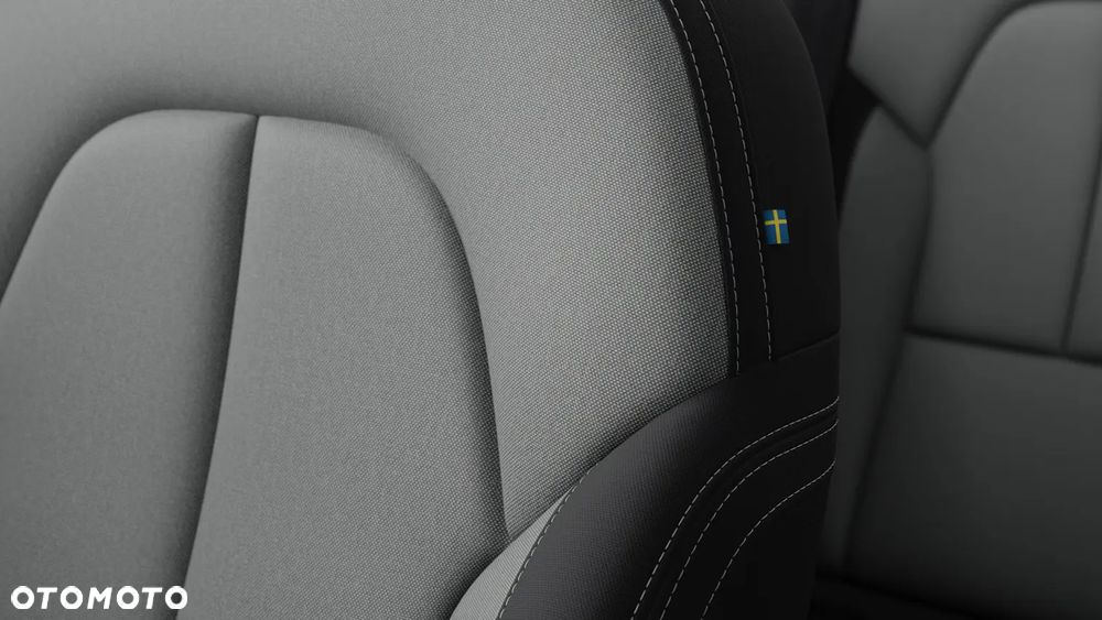 Volvo XC 40 B3 Plus Dark - 14