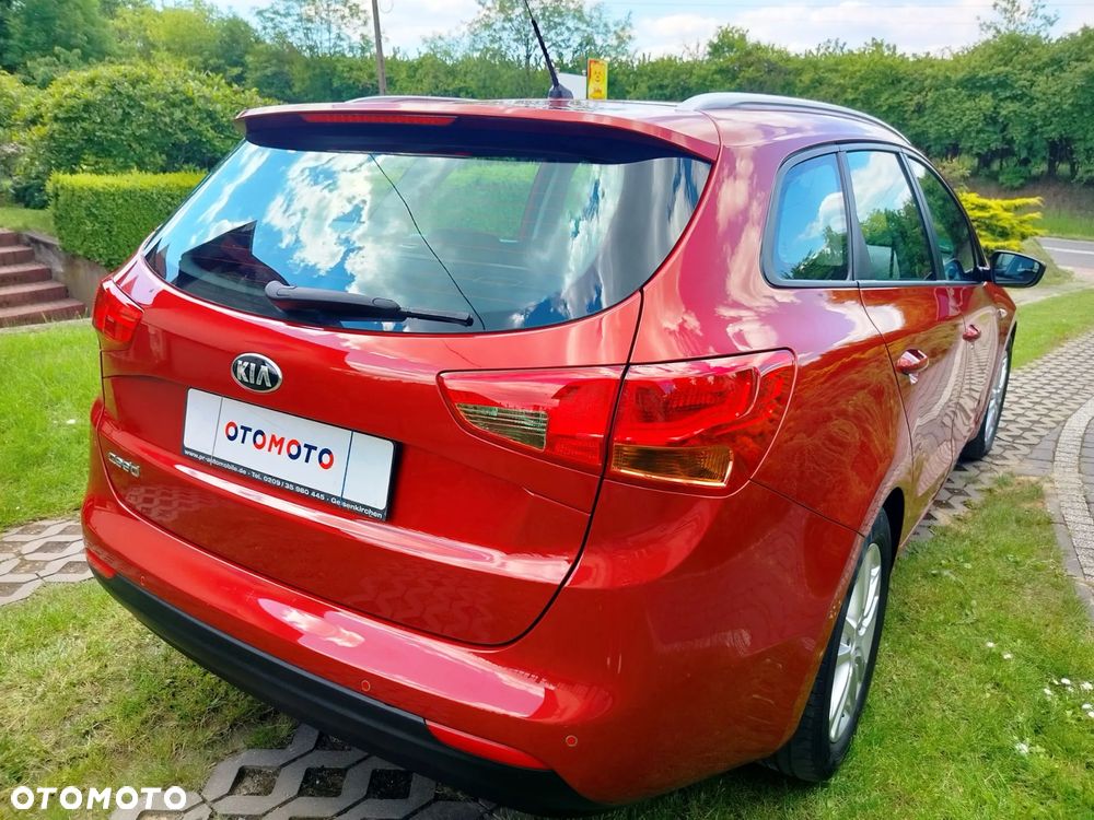 Kia Ceed 1.4 CVVT SW LX - 11