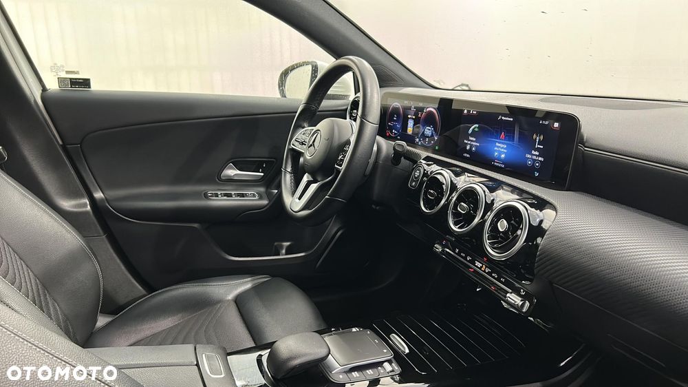 Mercedes-Benz Klasa A 180 d 8G-DCT - 15