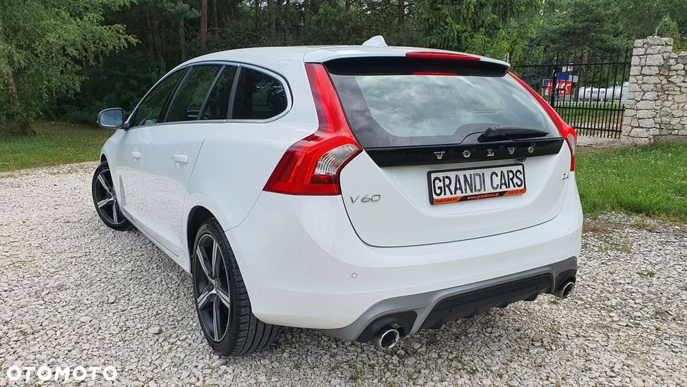 Volvo V60 D4 Geartronic R-Design - 5