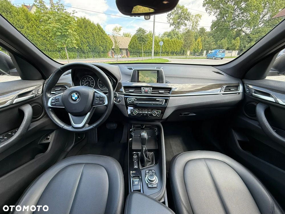 BMW X1 xDrive25i xLine sport - 18