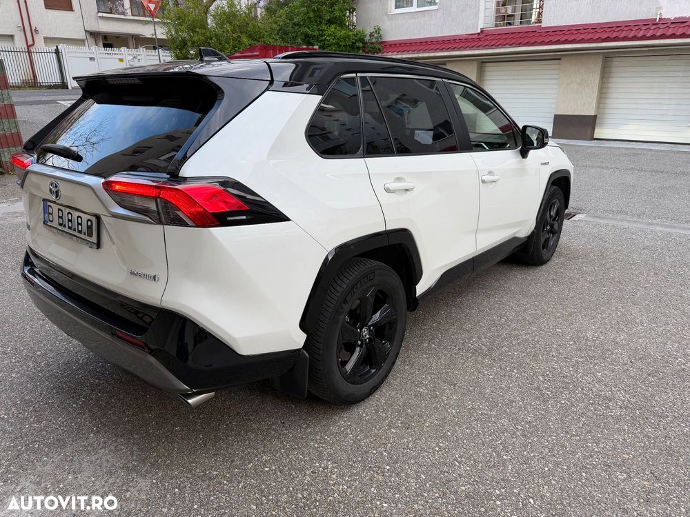 Toyota RAV4 - 5