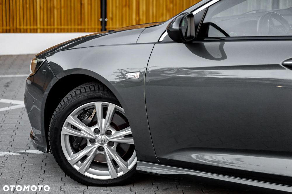 Opel Insignia 2.0 BiTurbo D 4x4 Automatik GSI - 39