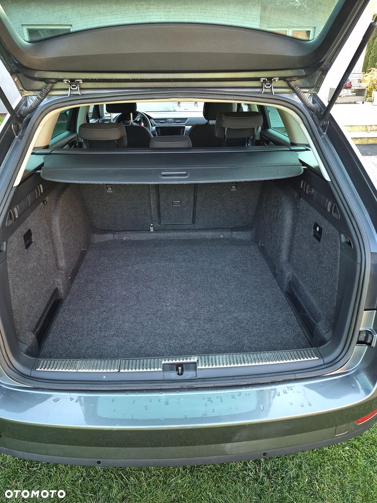 Skoda Superb 2.0 TDI SCR Ambition DSG - 13