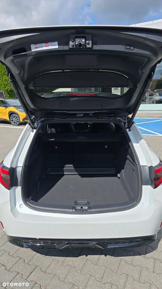 Toyota Corolla 2.0 Hybrid GR Sport - 17