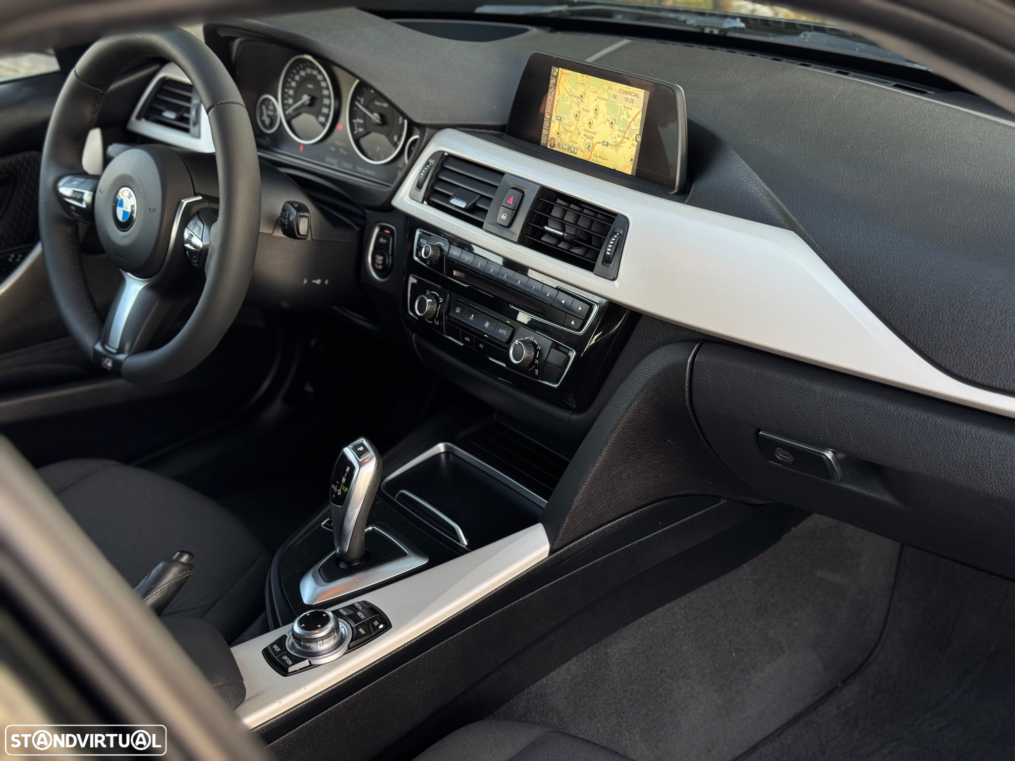 BMW 320 d Touring Line Sport Auto - 8