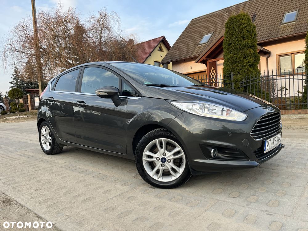 Ford Fiesta 1.0 EcoBoost S&S TITANIUM - 37
