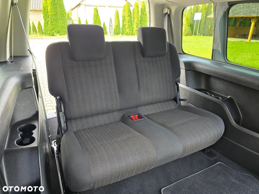 Volkswagen Caddy Maxi 2.0 TDI Comfortline DSG - 17