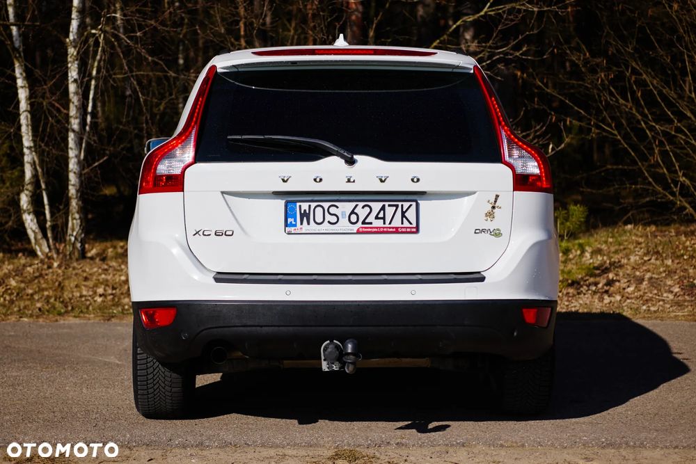 Volvo XC 60 D4 Momentum - 5