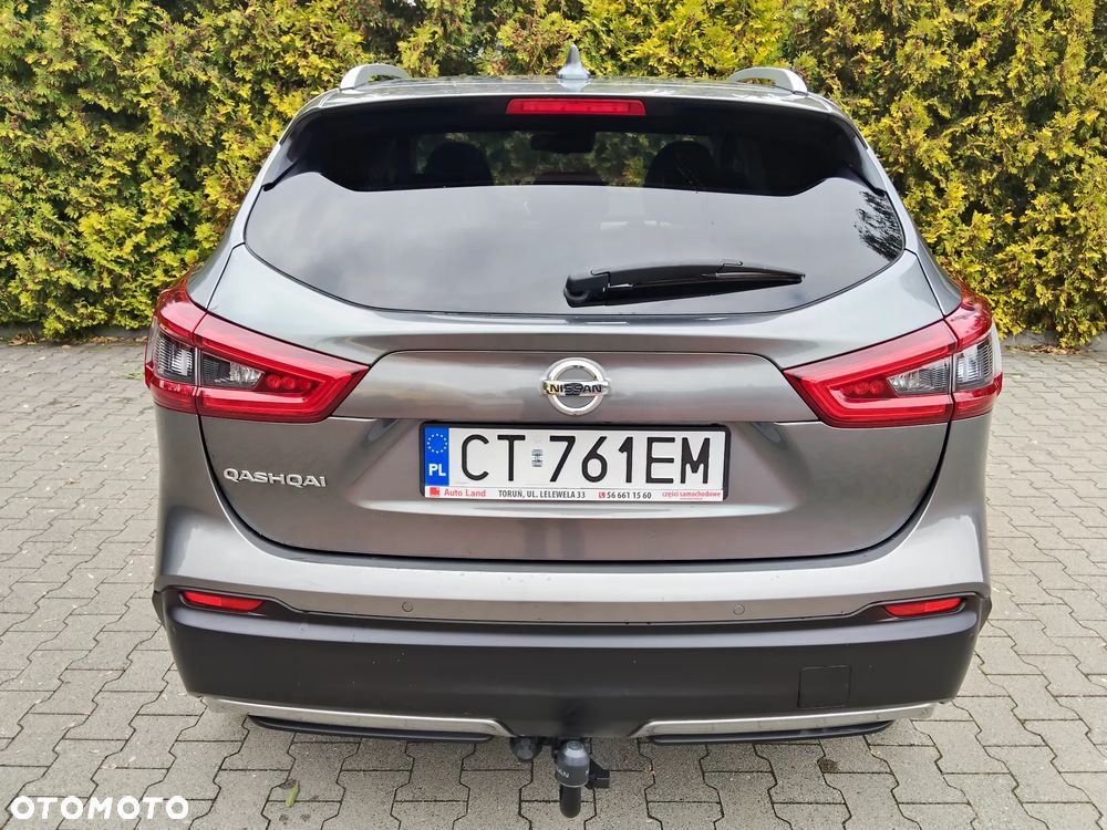 Nissan Qashqai 1.3 DIG-T TEKNA - 14