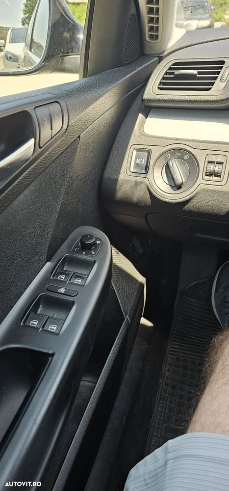 Volkswagen Passat Variant 1.6 TDI DPF BlueMotion - 16