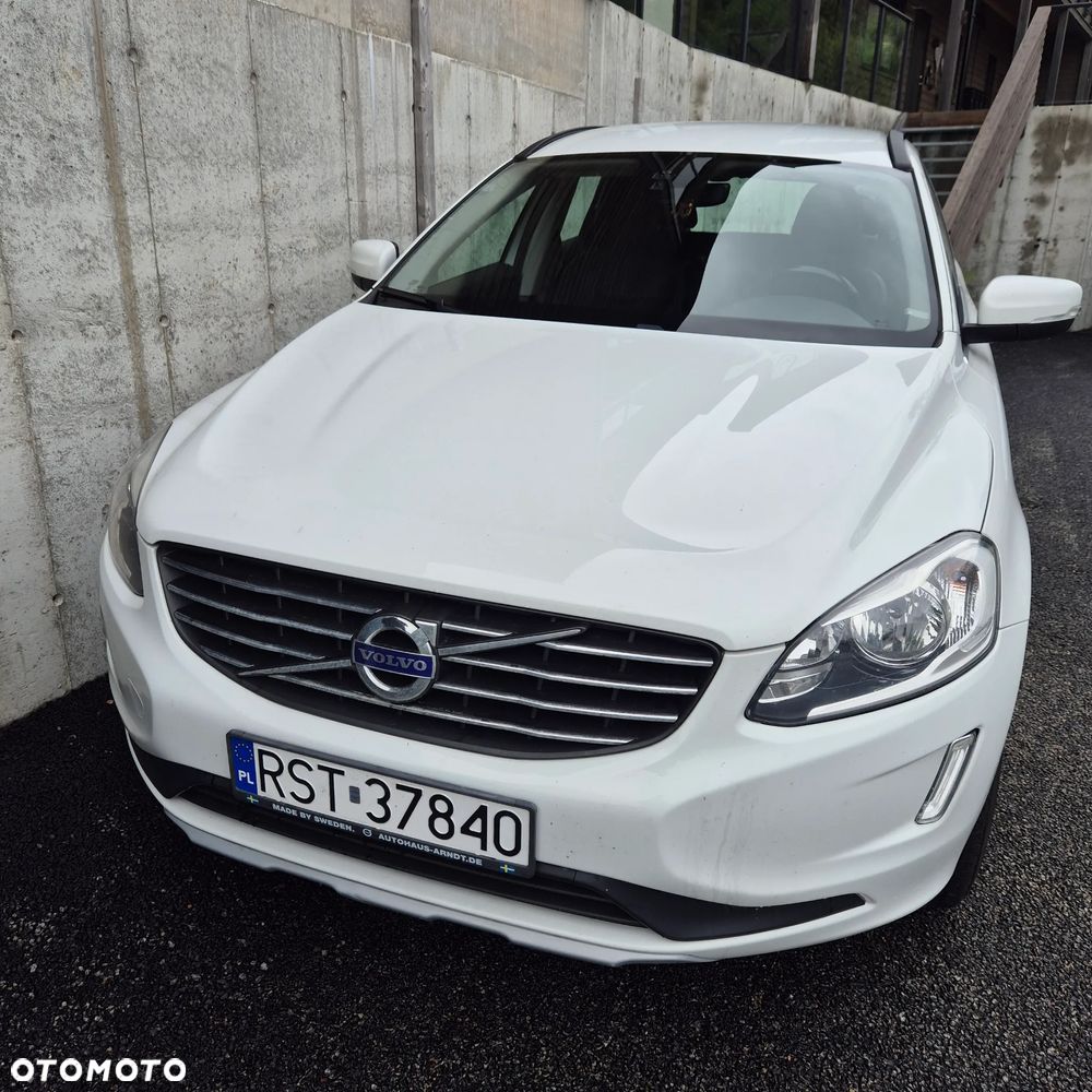 Volvo XC 60 D3 Momentum - 4