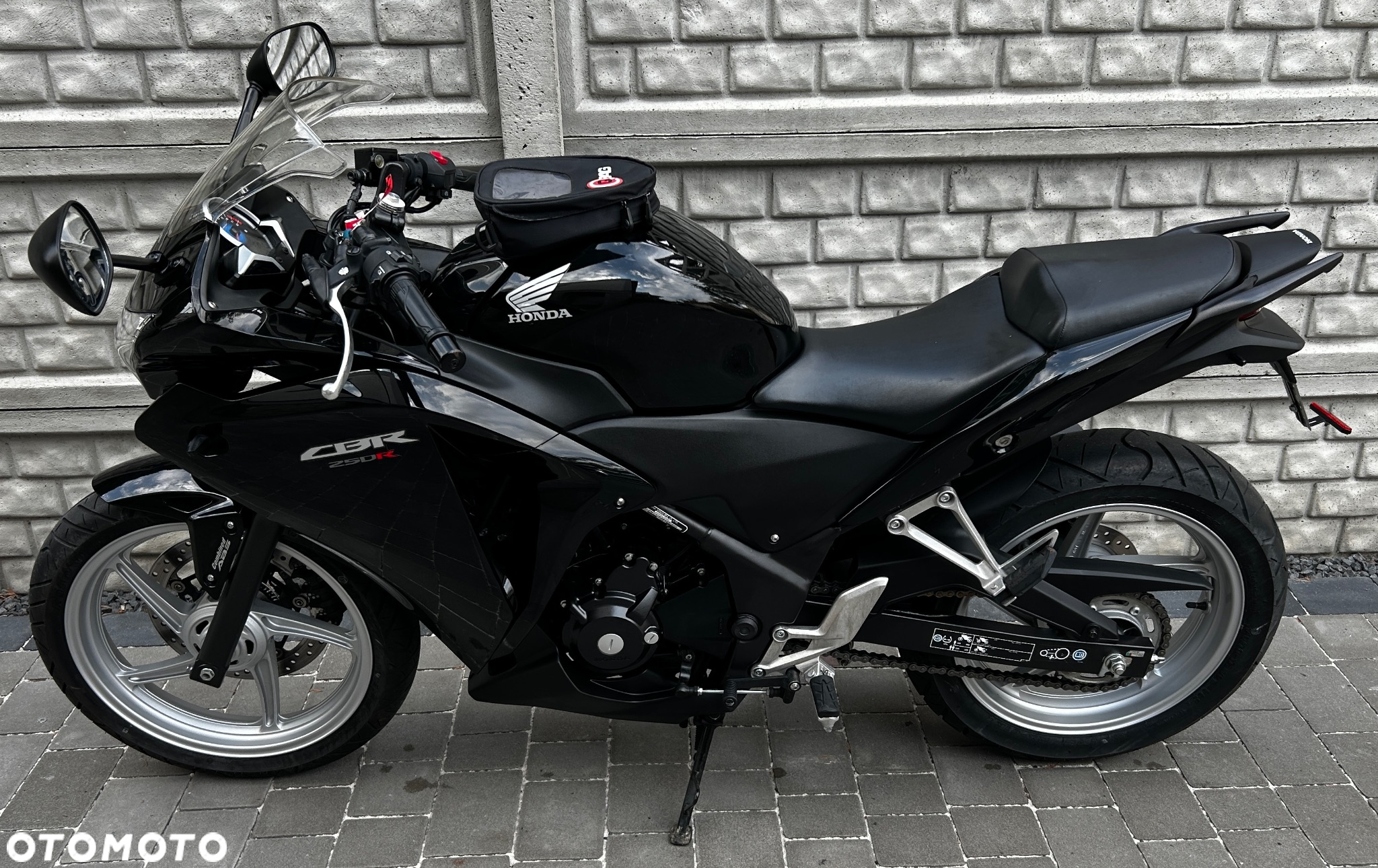 Honda CBR - 13