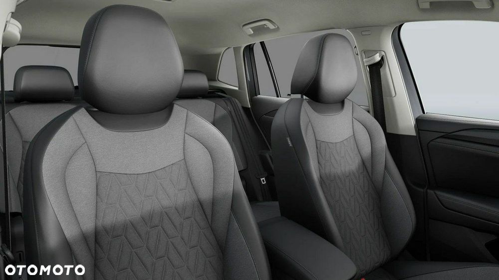 Volkswagen Tiguan - 12