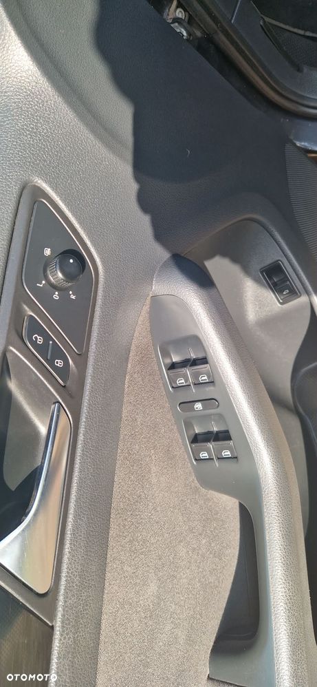 Volkswagen Jetta 1.2 TSI Comfortline - 11