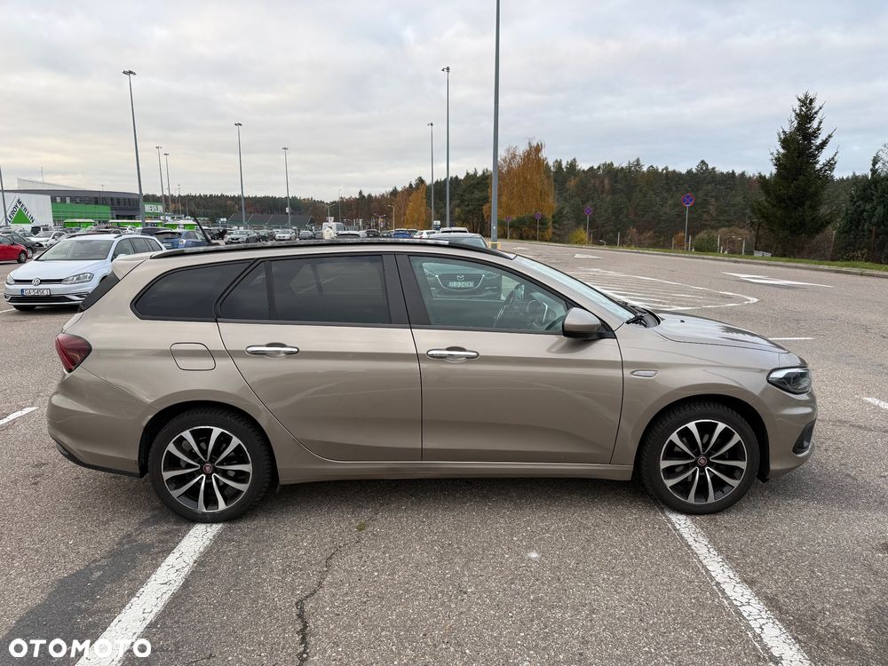 Fiat Tipo 1.4 T-Jet 16v Lounge EU6 - 4