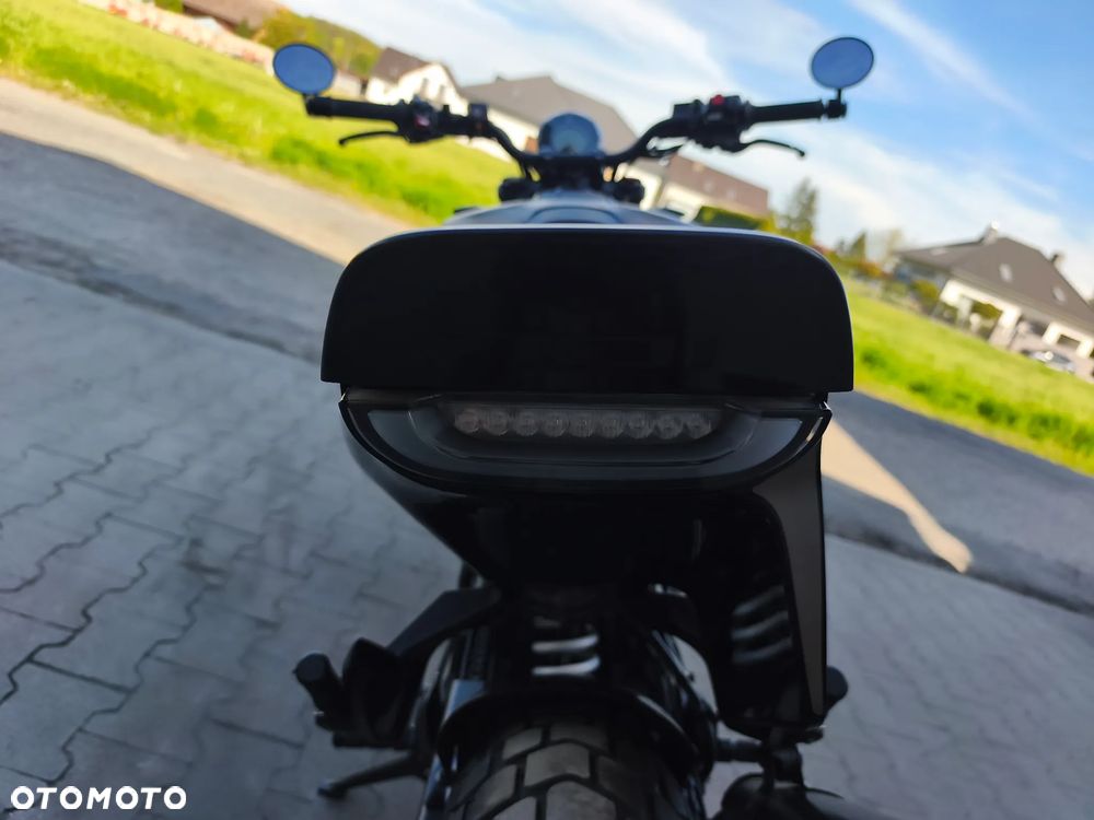 Husqvarna 701 - 17