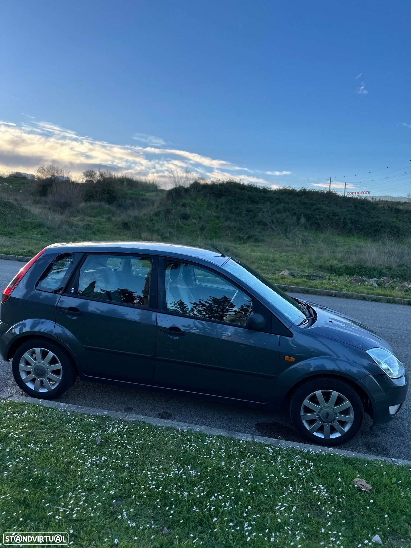 Ford Fiesta 1.25 Ghia - 12