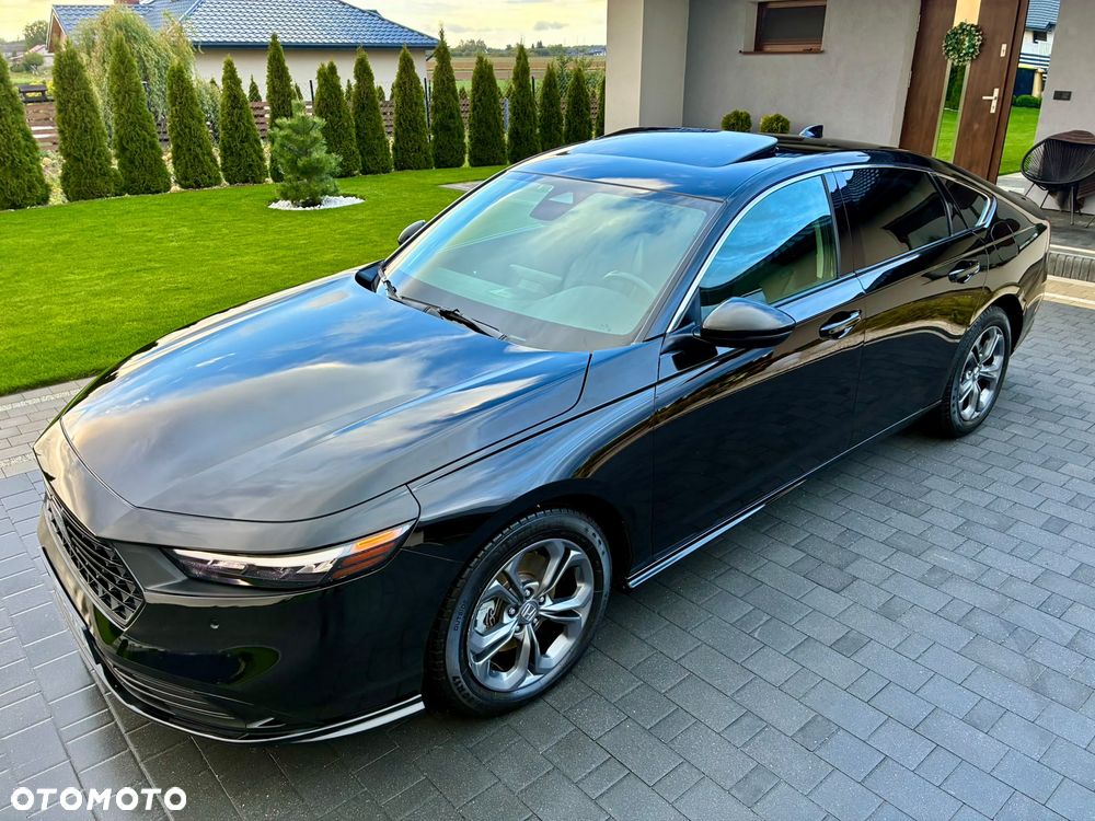 Honda Accord - 1