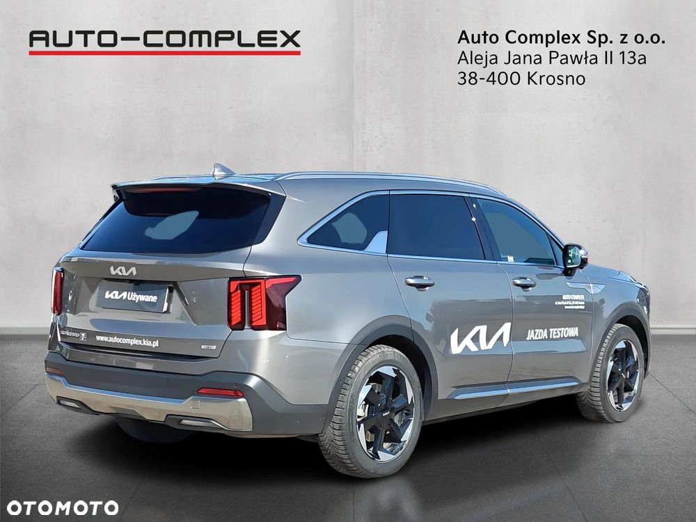 Kia Sorento - 8