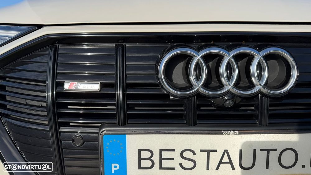 Audi e-tron 55 quattro S line - 15