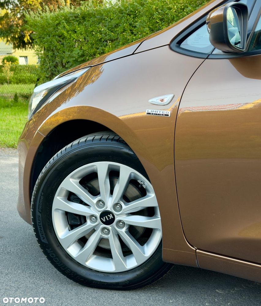 Kia Ceed 1.4 CVVT ISG Dream-Team Edition - 26