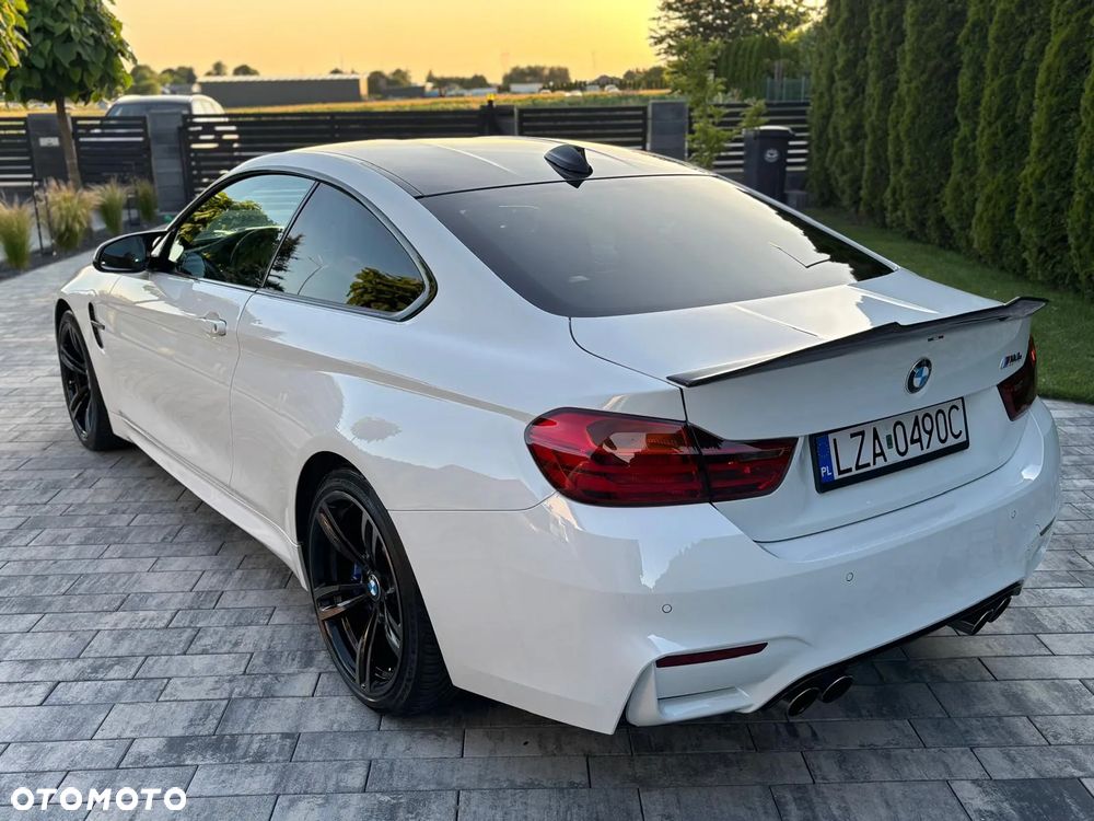 BMW M4 Coupe DKG - 4