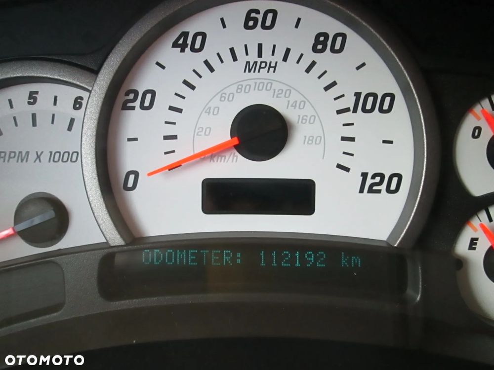 Hummer H2 6.0 V8 - 23